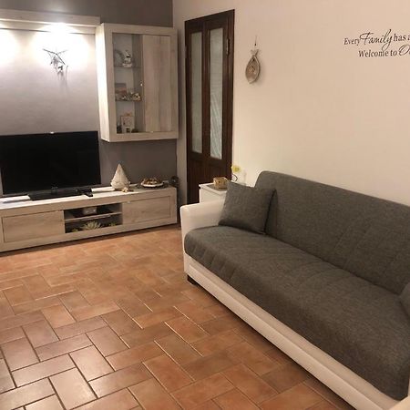 La Casa Di Zoe Apartment Campiglia Marittima Bagian luar foto