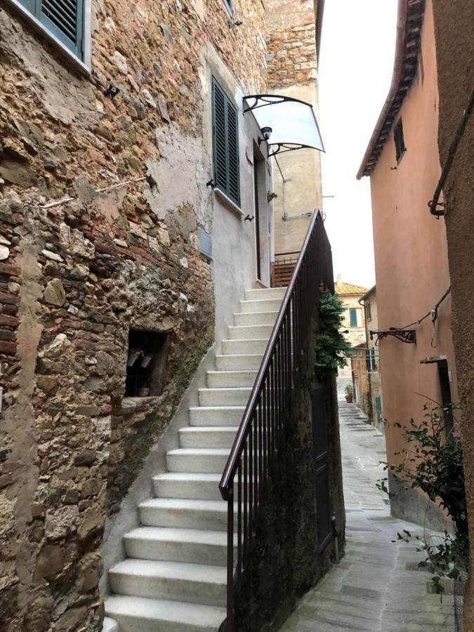 La Casa Di Zoe Apartment Campiglia Marittima Bagian luar foto