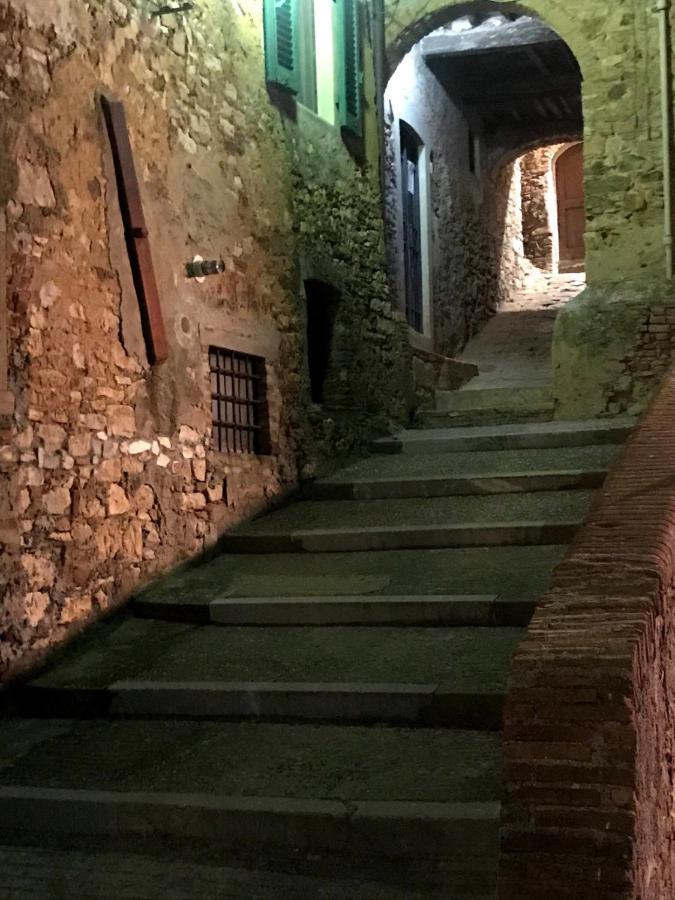 La Casa Di Zoe Apartment Campiglia Marittima Bagian luar foto