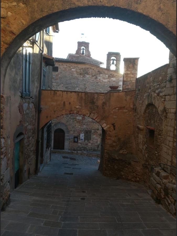 La Casa Di Zoe Apartment Campiglia Marittima Bagian luar foto